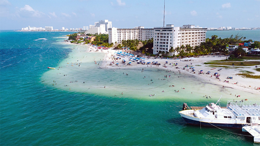 Playa Langosta Cancun