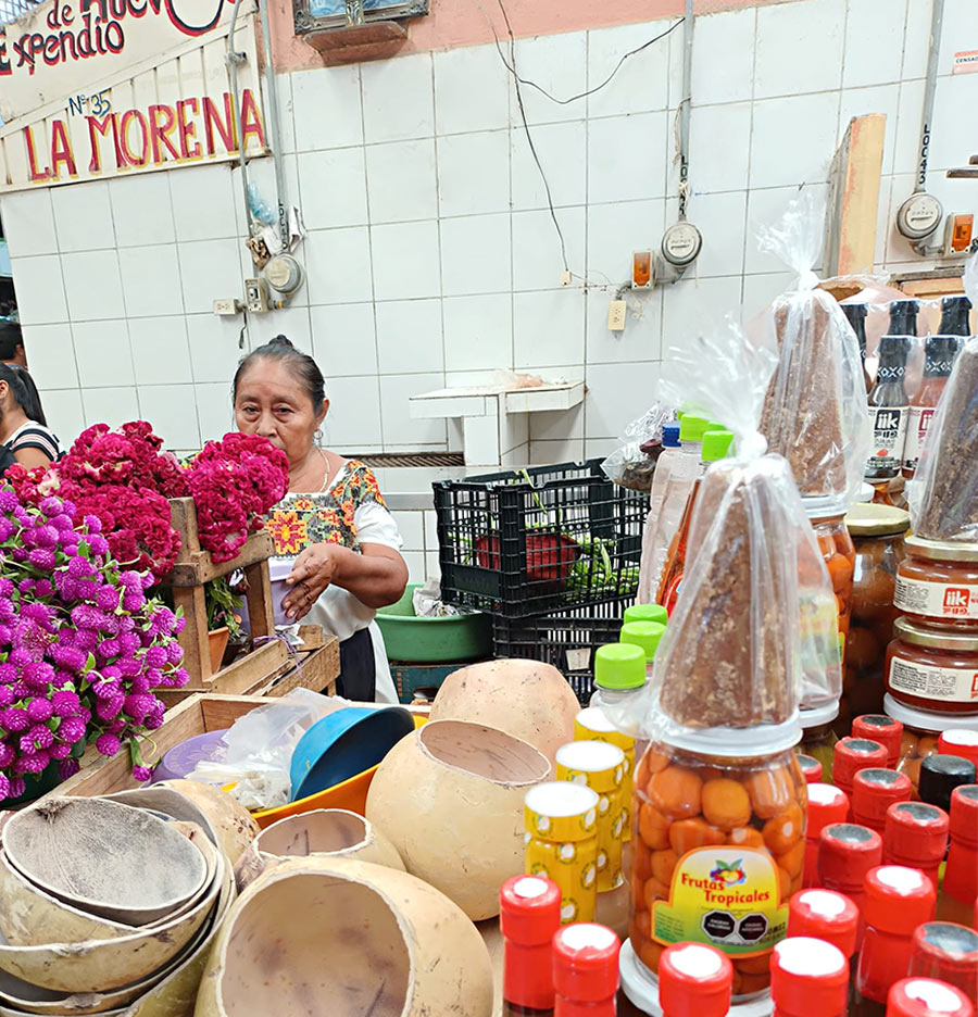 mercado lucas de galvez merida mexico