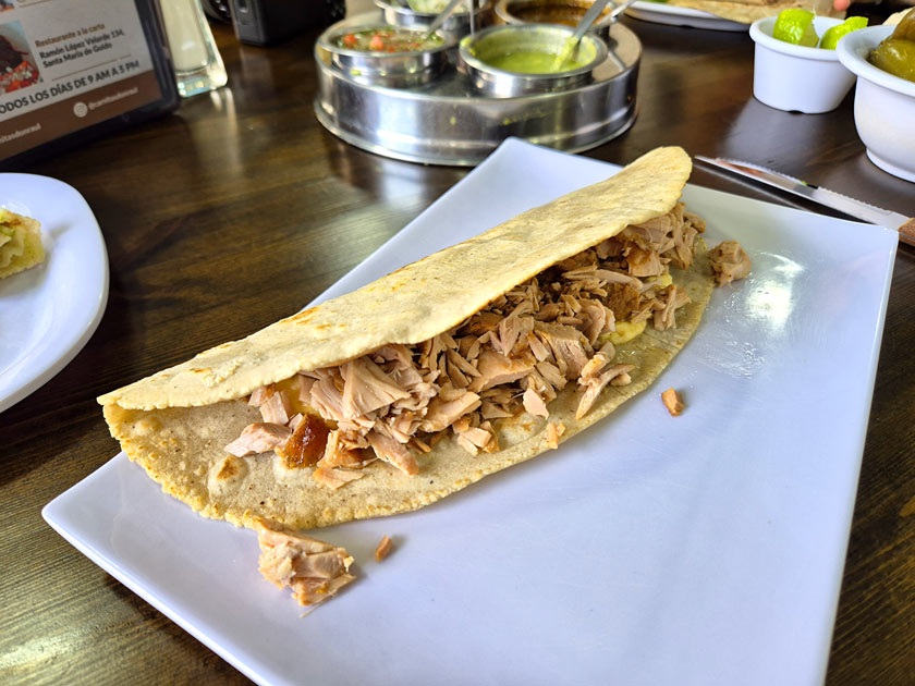 quesadilla carnitas michoacan